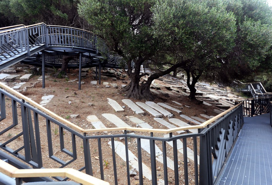 Jews’ Gate Cemetery Image